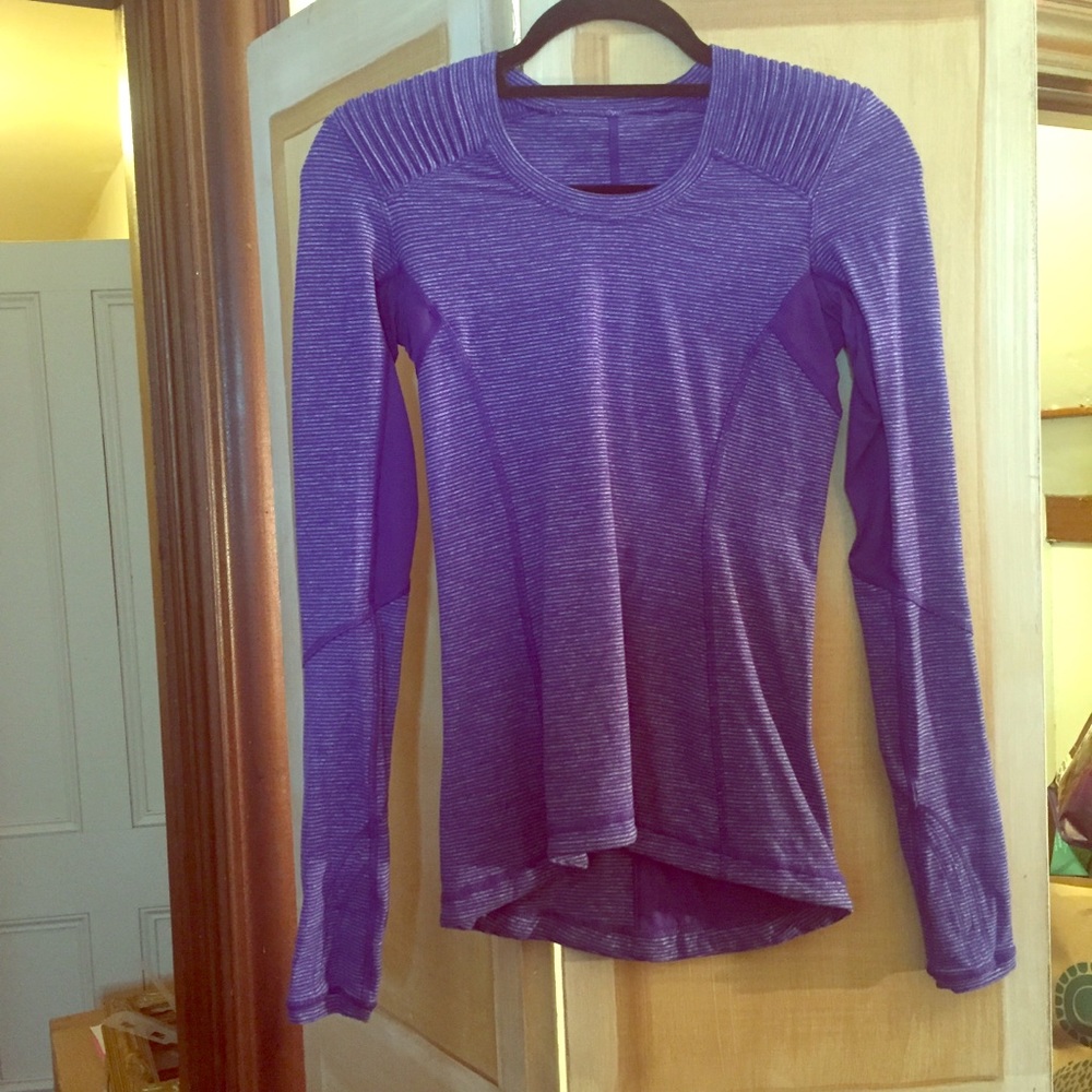 Lululemon Purple Ribbed Reflector Sleeve